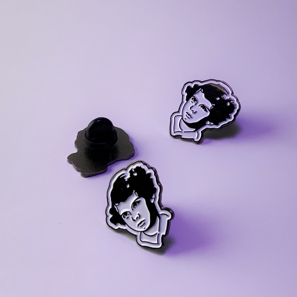 Enamel Pin - “Alison” design - Picture 3 of 3